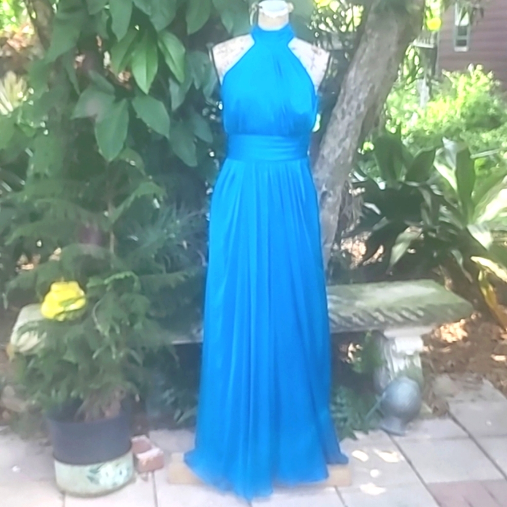 Badgley Mischka Collection bright blue sz 6 silk evening dress. Gently worn